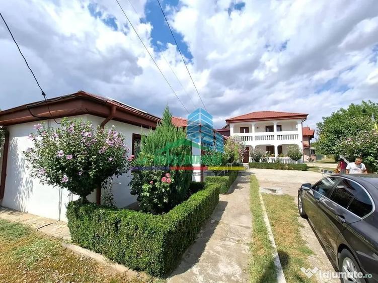 Casă cu 4 camere cu Teren 2428 Mp în Central