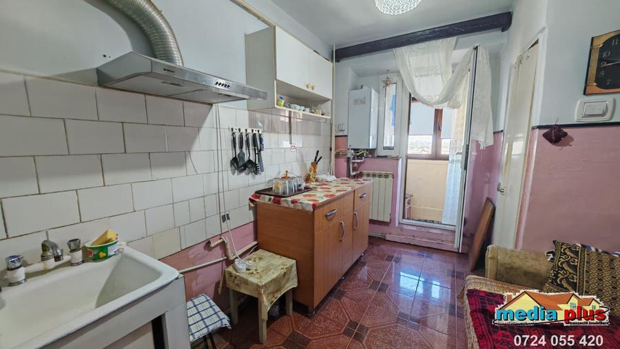 Apartament cu 2 camere decomandat în Micro 18