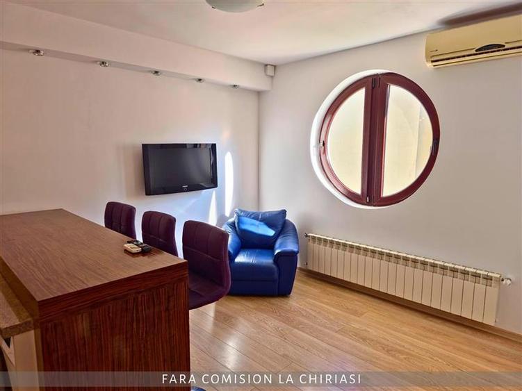 Apartament cu 2 camere decomandat în 1 Mai