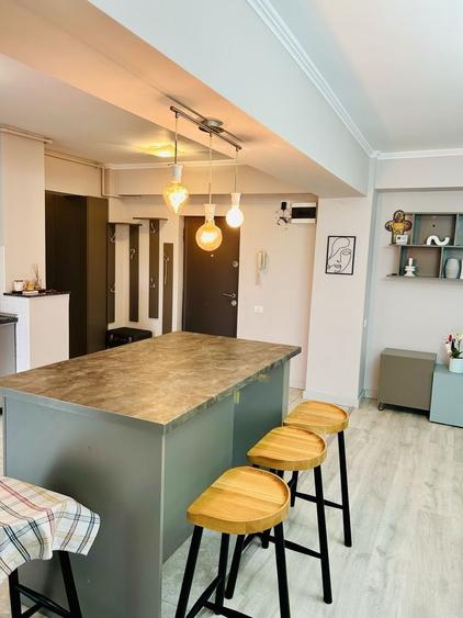 Apartament cu 2 camere decomandat în Central