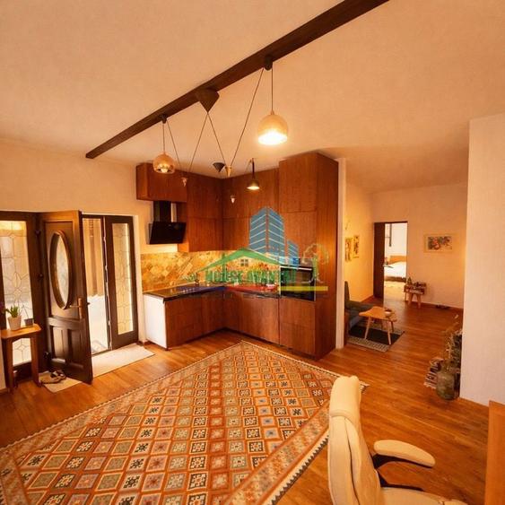 Casă cu 5 camere cu Teren 880 Mp în Ultracentral