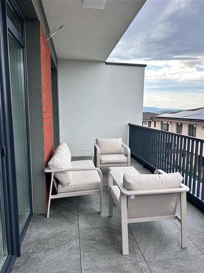 Duplex cu 5 camere cu Canalizare în Florești
