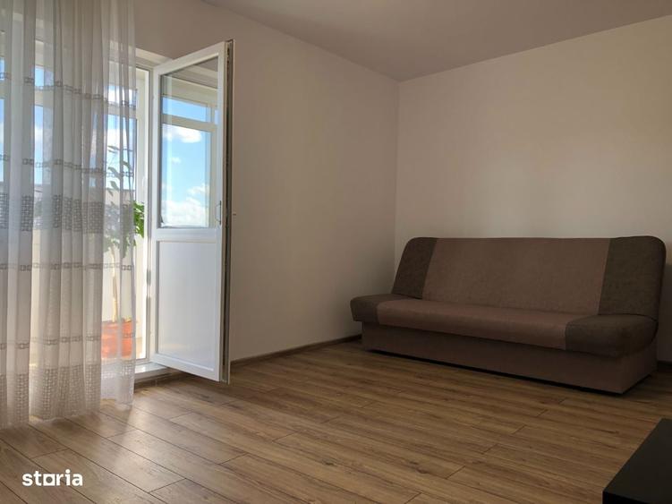 Apartament cu 2 camere decomandat în Broșteni