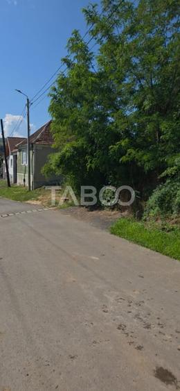 Teren Construcții intravilan de 2890 mp, în Răhău