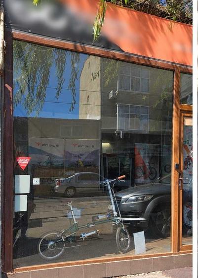 Spațiu comercial, de 30 mp, în Lizeanu