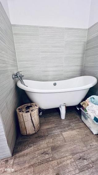 Apartament cu 4 camere decomandat în Eminescu