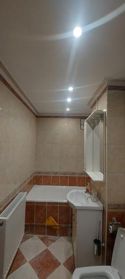 Apartament cu 2 camere decomandat în Micro 9