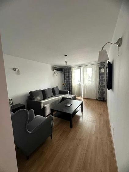 Apartament cu 2 camere decomandat în Lacul Tei