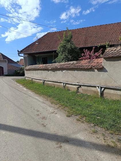 Casă cu 3 camere cu Teren 700 Mp în Exterior Vest