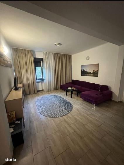 Apartament cu 4 camere decomandat în Calea Plevnei