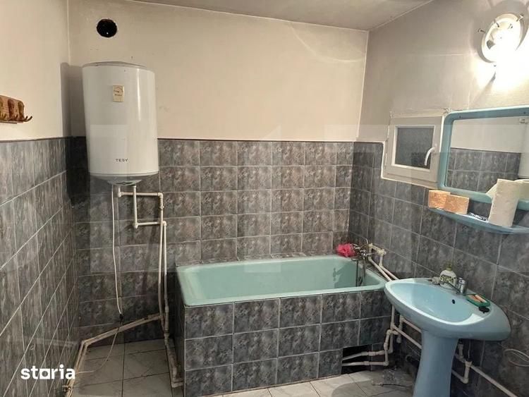 Casă cu 3 camere cu Teren 1867 Mp în Broscăuți