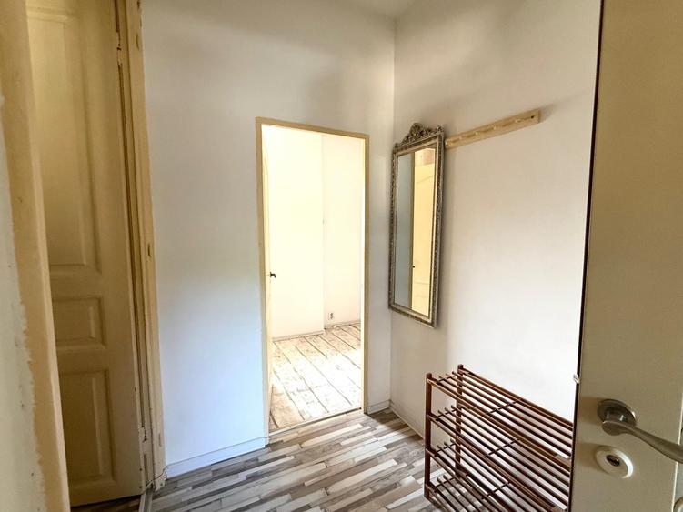 Casă individuală cu 4 camere cu Canalizare în Rahova