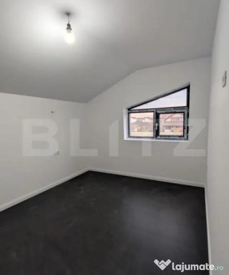 Casă cu 7 camere cu Teren 588 Mp în Priseaca