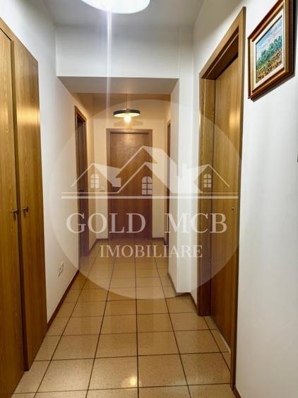 Apartament cu 3 camere decomandat în Baba Novac