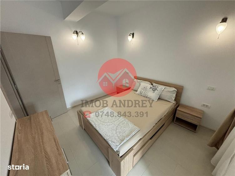 Apartament cu 2 camere decomandat în Peco