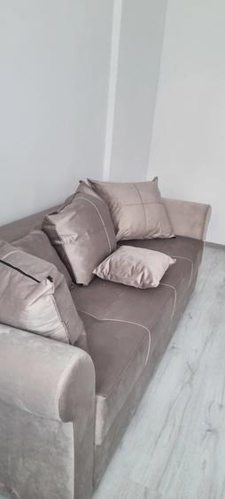 Apartament cu 2 camere semidecomandat în Roșu