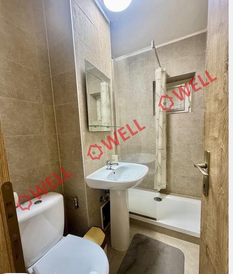 Apartament cu 4 camere în Tractorul