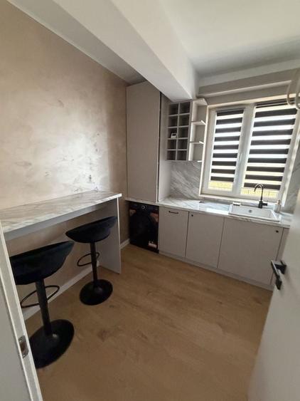 Apartament cu 2 camere semidecomandat în Tunari