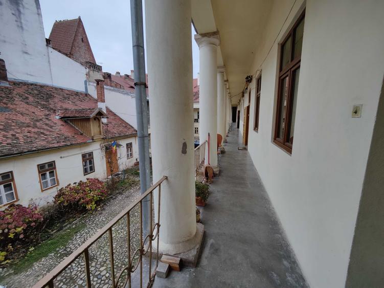 Apartament cu 2 camere decomandat în Ultracentral