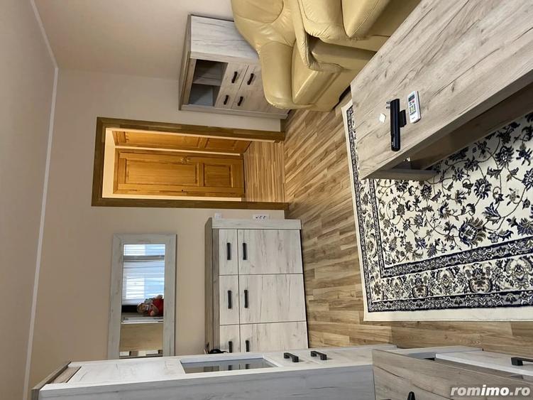Apartament cu 2 camere semidecomandat în Eroii Revoluției
