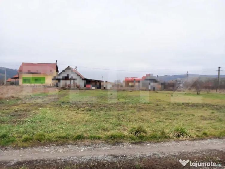 Teren de 1175 mp, în Răscruci