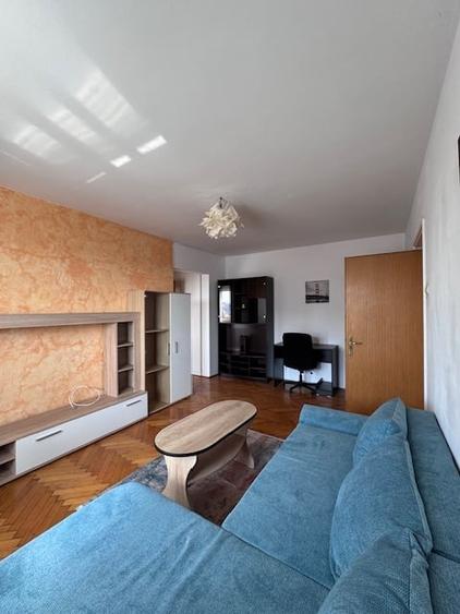 Apartament cu 2 camere semidecomandat în Ferdinand