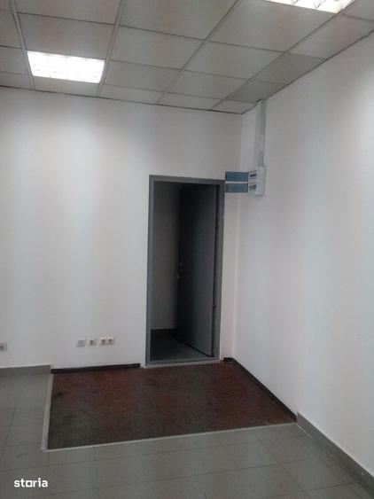 Spațiu comercial, de 130 mp, în P-ța Gorjului