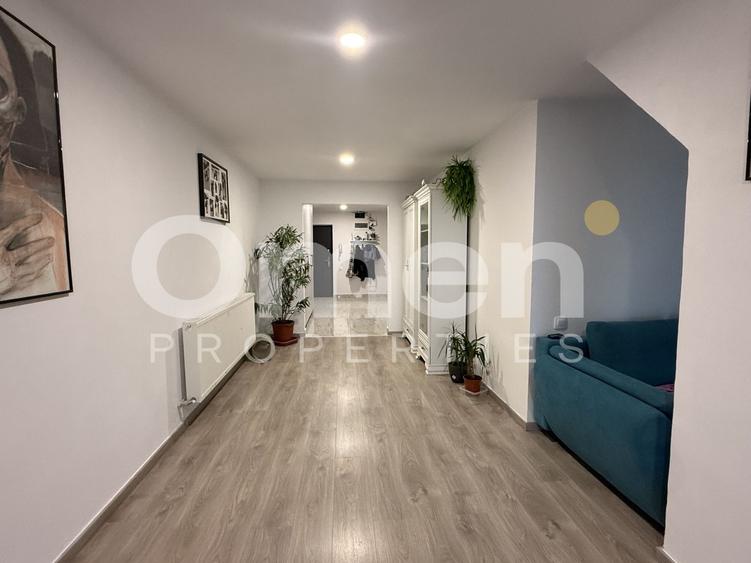 Apartament cu 4 camere decomandat, mobilat în Exterior Vest