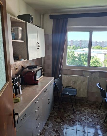 Vânzare apartament 2 camere Titan Faur Poarta 4 Piața Minis - 1