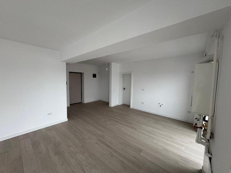 Apartament cu 2 camere semidecomandat în Cornitoiu