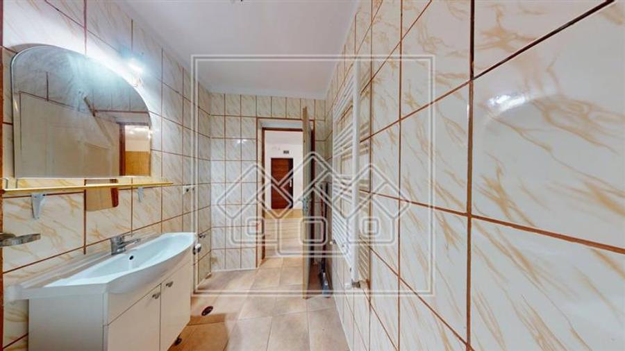 Apartament cu 2 camere decomandat în Arhitecților - Calea Cisnădiei