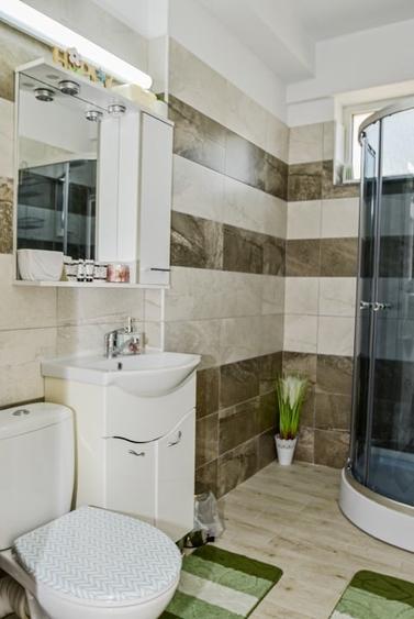 Apartament cu 2 camere semidecomandat, mobilat în Nord
