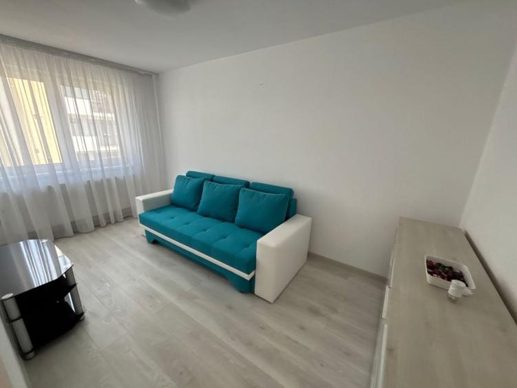 Apartament cu 3 camere decomandat în Șelimbăr