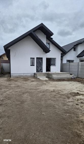 Casă cu 3 camere în Central