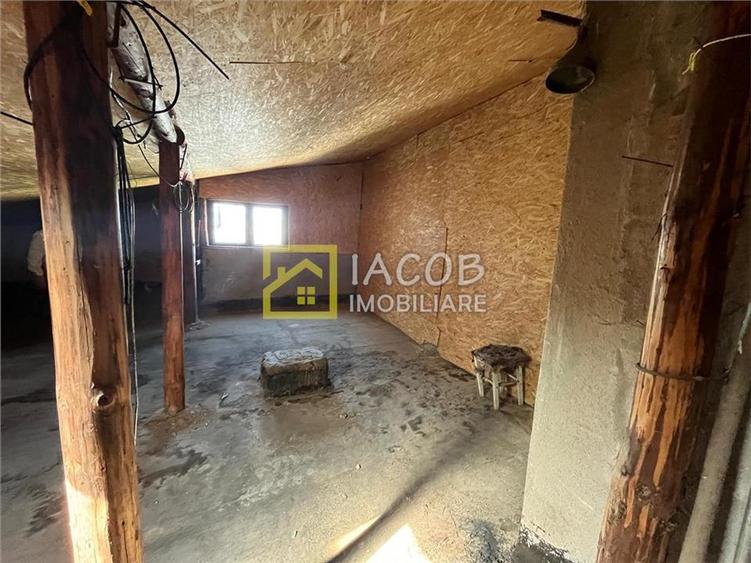 Apartament cu 3 camere decomandat în Alecu Russo
