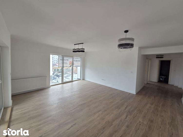 Apartament cu 3 camere în Dâmbul Rotund
