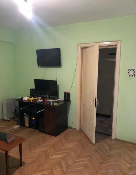 Apartament cu 2 camere nedecomandat în Central
