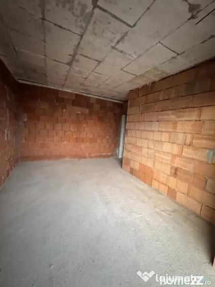 Casă cu 4 camere cu Teren 750 Mp în Central