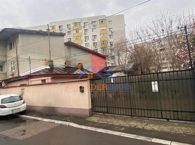 Teren intravilan de 242 mp, în Rahova