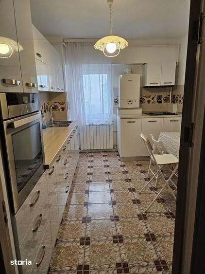 Apartament cu 3 camere decomandat în ICIL