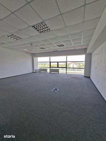 Spațiu comercial, de 260 mp, în Central