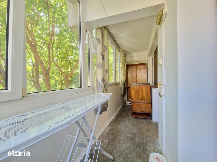 Apartament cu 3 camere decomandat în Gara de Nord