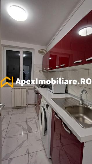 Apartament cu 3 camere semidecomandat, mobilat în Unirii