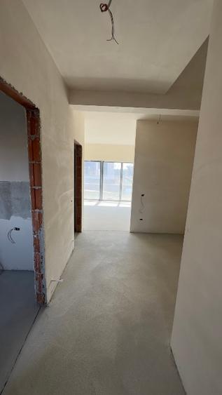 Duplex cu 5 camere cu Canalizare în Sud-Vest