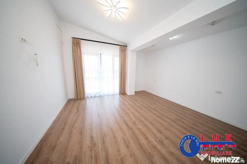 ID 6738 Vila P+M in zona 9 Mai - 9