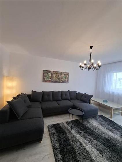 Apartament cu 2 camere decomandat, mobilat în Turda
