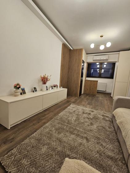 Apartament cu 3 camere decomandat în Popoveni