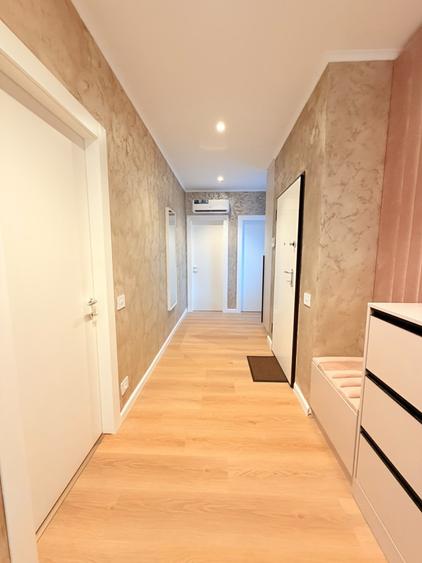 Apartament cu 3 camere decomandat în 1 Mai
