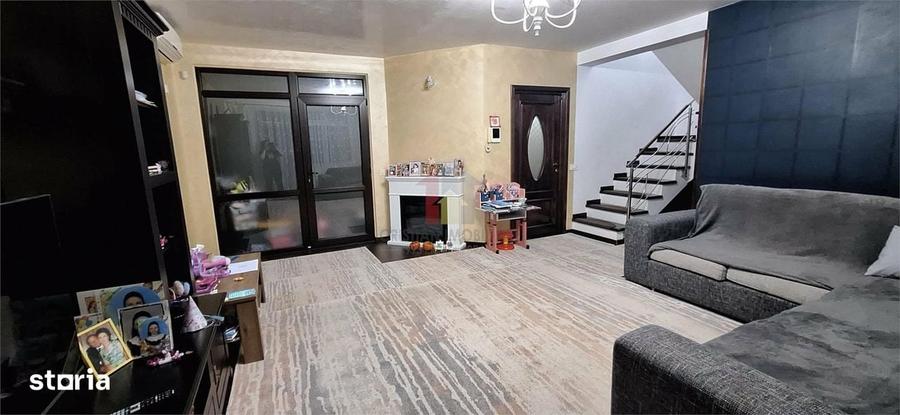 Casă cu 4 camere în Radu Negru