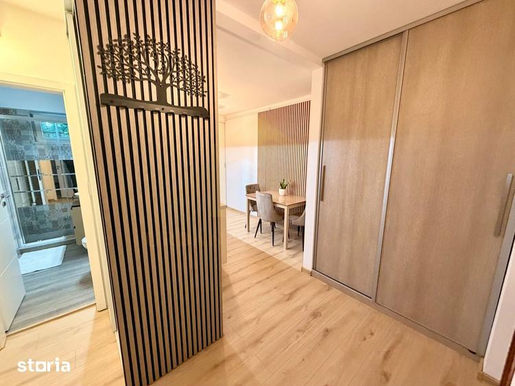 Apartament cu 2 camere decomandat în Central
